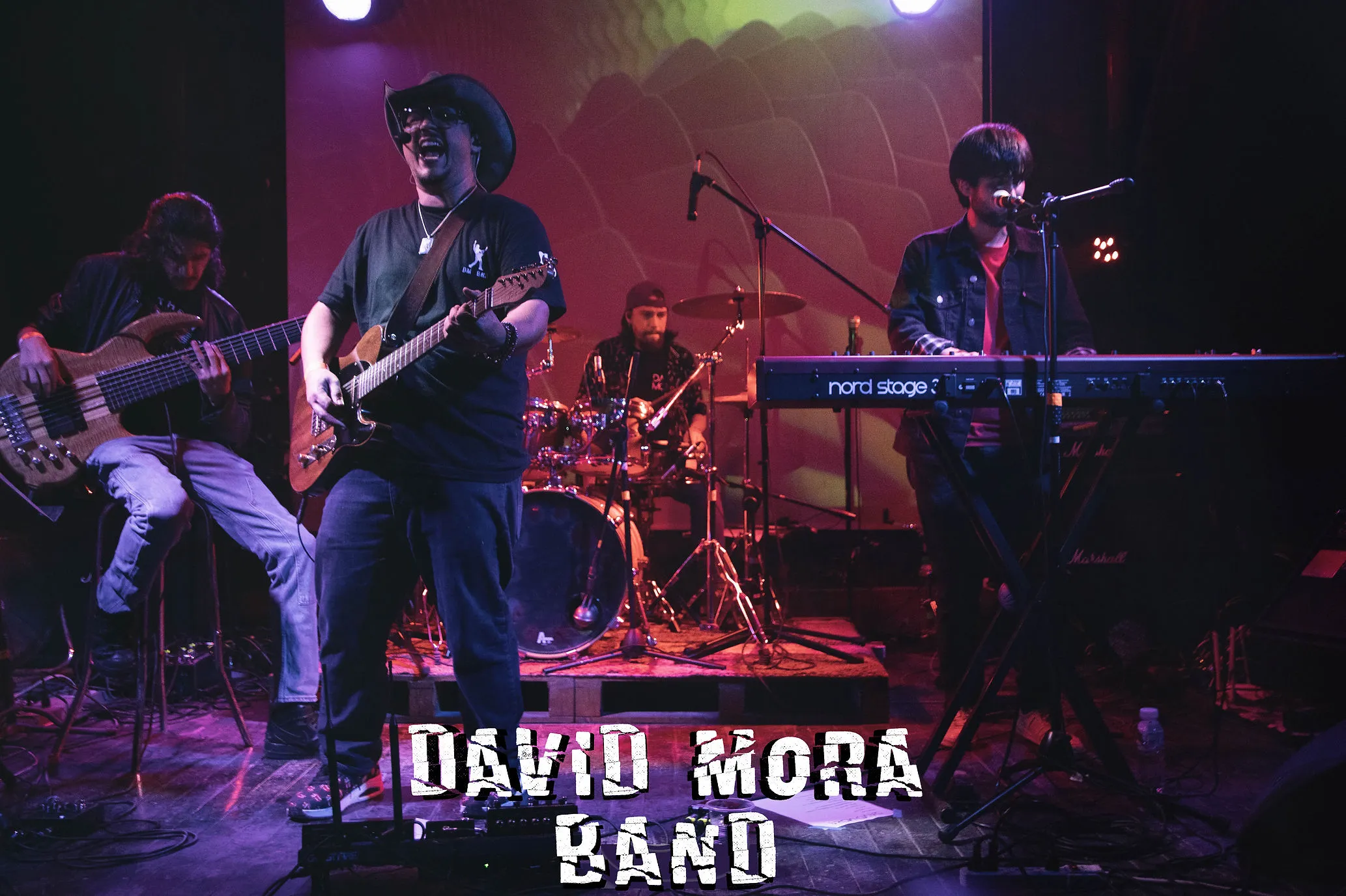 David Mora en presentación